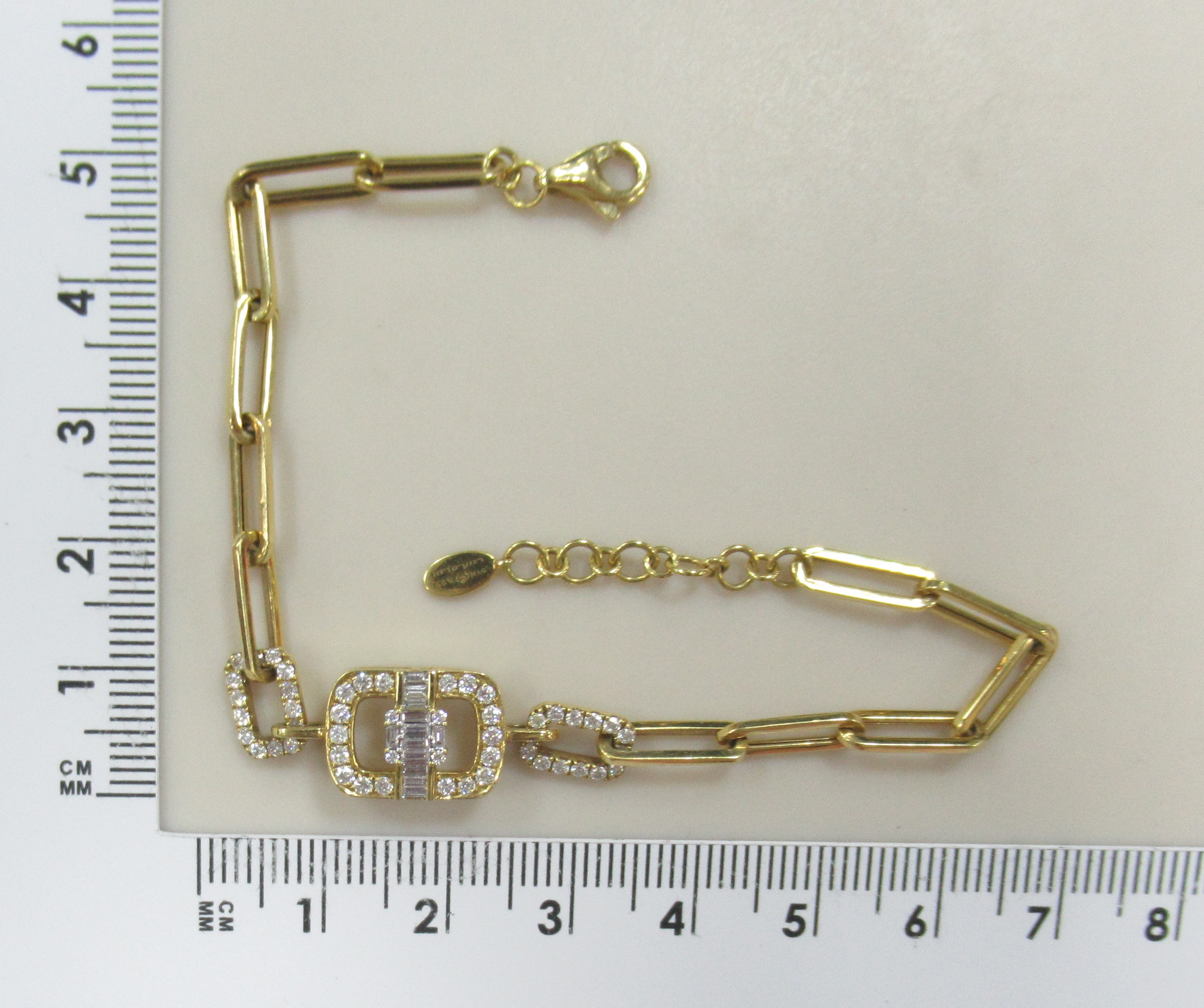 10111-000110 Браслет (Au 750)